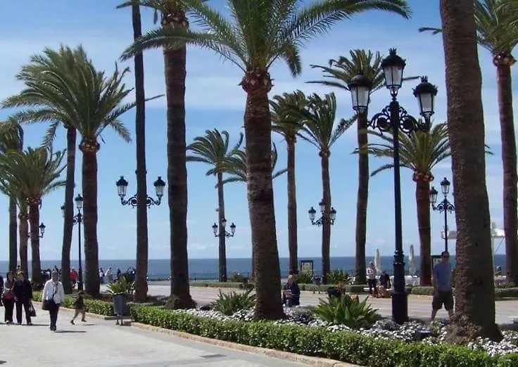 Apartment Mitten In Der Stadt Von Nerja 0*,