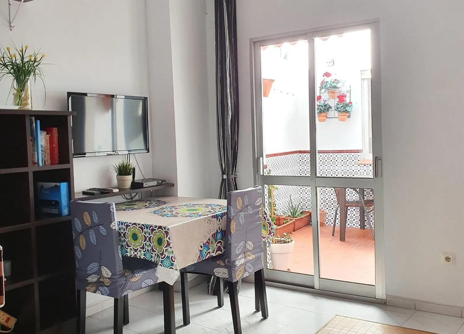 Apartment Mitten In Der Stadt Von Nerja